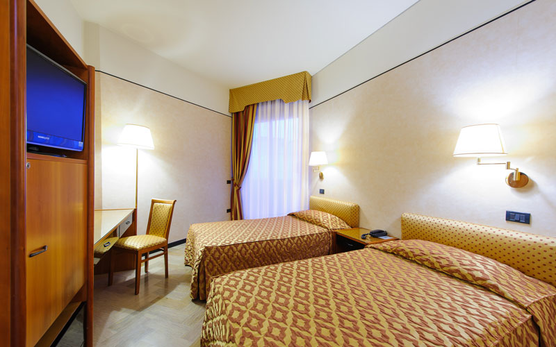 ADMIRAL ART HOTEL